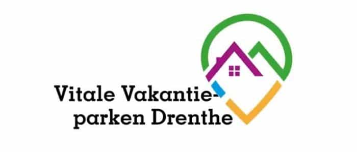 Logo paars groen en geel met zwarte letters vitale vakantieparken Drenthe